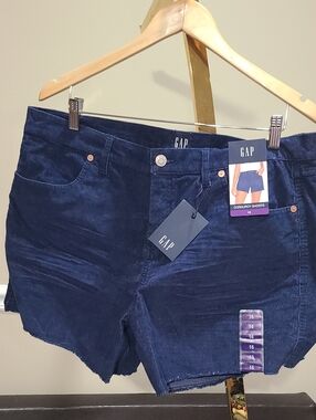 GAP Size 16 NWT Dark Blue Corduroy Shorts